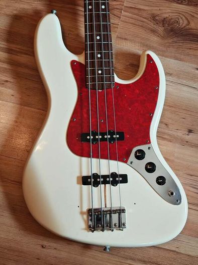 Fender Japan '62 Reissue Jazz Bass (Delivery available)