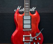 Gibson SG Deluxe 2013 - Red Fade