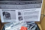 Takker Hardwall Picture Frame Hanging Kit