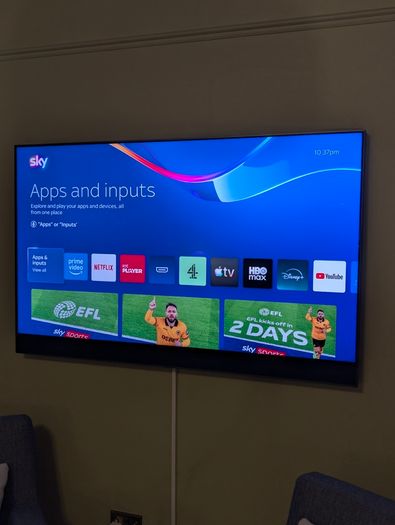 Sky Glass TV (Gen 1) 65" Green (rare). Immaculate!