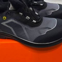 safety shoes