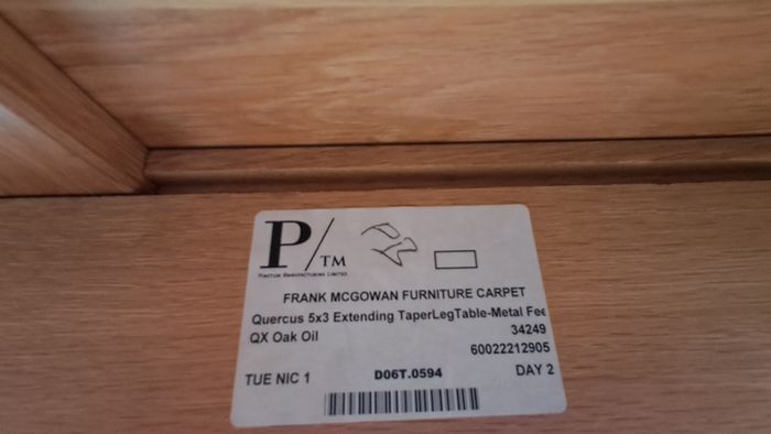 Oak Table, Extendable 5ftx3ft