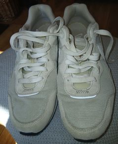 Nike Trainers UK 7 Ex condition 15 euro