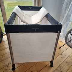 Travel cot Hauck Dream N Play