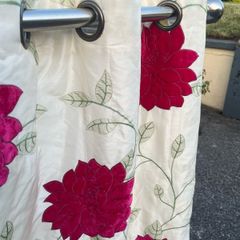 Curtain Flower Pink