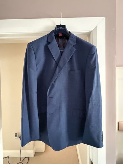 Men's Suit