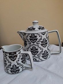 Leonardo Collection Teapot and jug