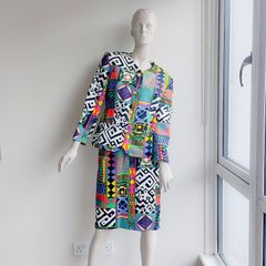 Skirt suit