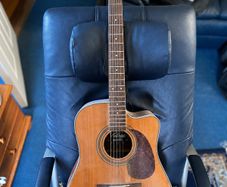 Vintage Electro-Acoustic Cutaway Guitar with EQ-505R Preamp