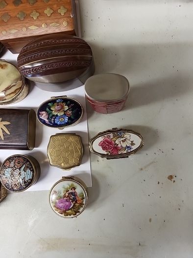 Trinket boxes vintage