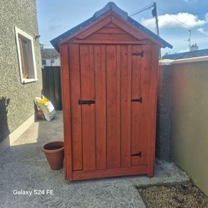 Fantastic shed genuine reason for sale Polystyrene roof fitted
