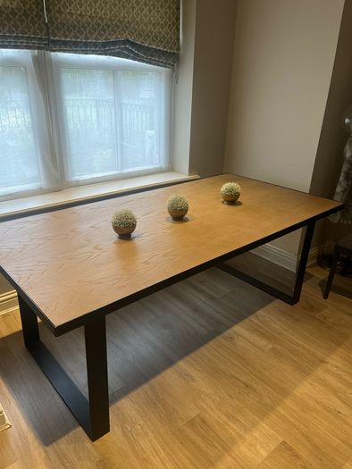 Pomax Dining Table
