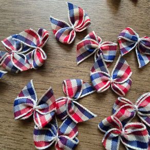 Christmas mini bows - red blue beige