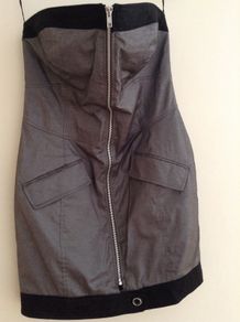 Zipped dress