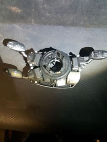 BMW E60 5 SERIES Steering Wheel/Airbag Squib 6911514