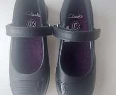 Clarks Relda Wish Black Leather School Shoes - UK 13.5 (EU 32.5)