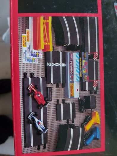Formula One Scalextric, Vintage Version, in very good condition