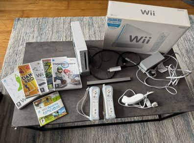 Nintendo Wii Console Bundle Mario Kart Wii Sports HDMI Adapter