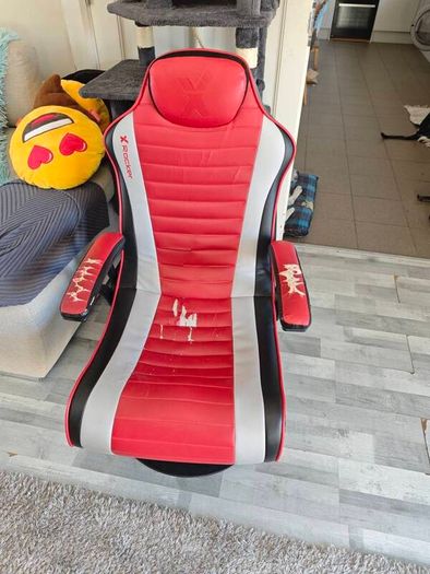 Gaming chair