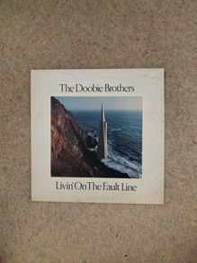 Doobie bros livin on the faultline lp