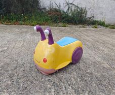 Kids ride on toy