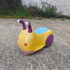 Kids ride on toy