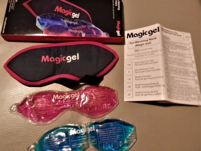 NEW pair of Warming Gel Eye Masks, with Silk Velcro Mask 5 euro
