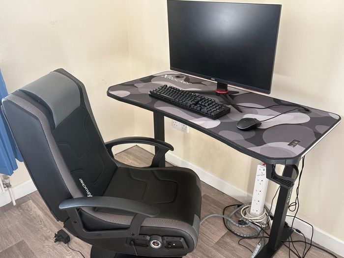 Game desk chair monitor