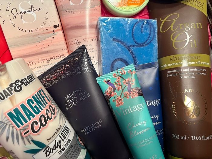 fab ladies gift  hamper