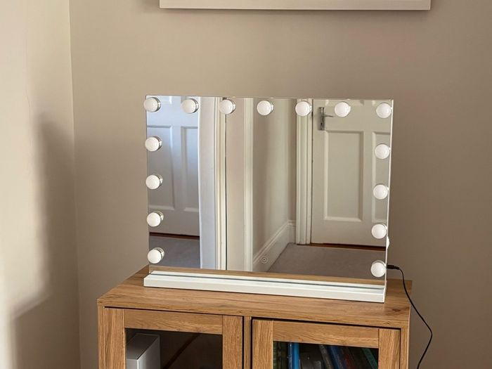 Hollywood Vanity Mirror