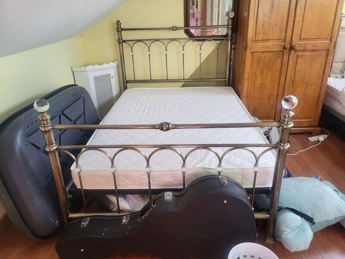 Double Bed