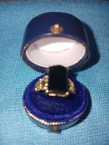 9ct gold ring