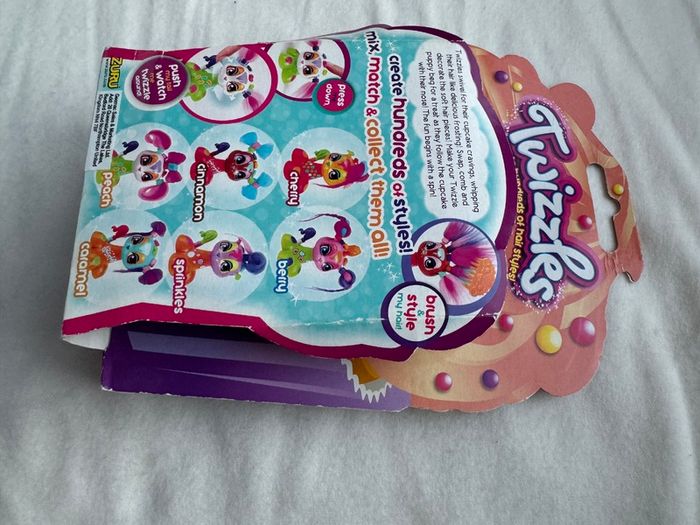 Twizzles Peach Zuru New Please look at the pictures