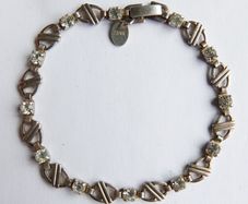 Vintage 18K White Gold Plated Bracelet length 8"