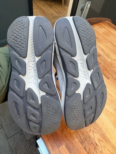 Hoka Rincon 4 trainers