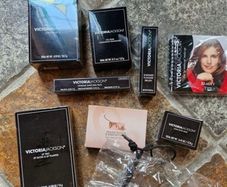 Make up set by Victoria Jackson