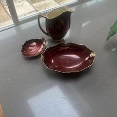 Carlton dishes and jug - Rouge Royal
