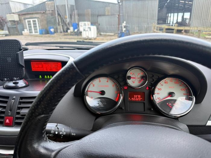 2007 Peugeot 607