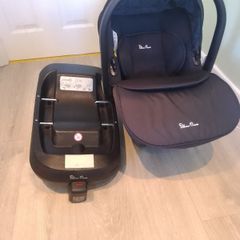 Car seat and iso base
