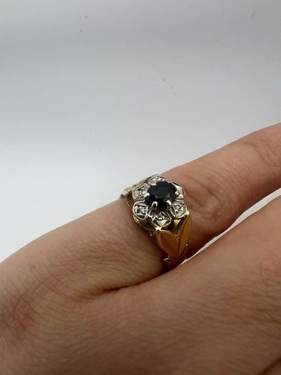 Antique 18ct Gold Diamond and Sapphire Ring Custom Crown Design - 6 Diamond cluster and Large Dark Blue Rare Sapphire - Beautiful Crown Design