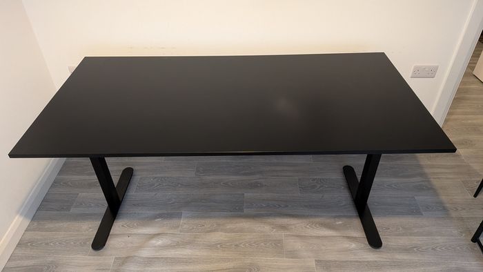 Large Surface Desk (pc/laptop using etc)