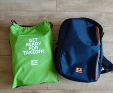 MiniMeis Shoulder Carrier comes with sunshade & backpack