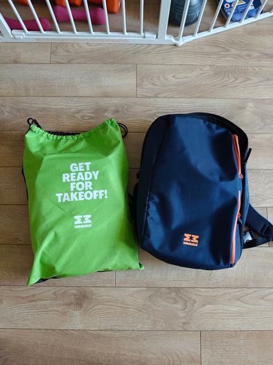 MiniMeis Shoulder Carrier comes with sunshade & backpack