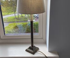 LAURA ASHLEY lamp with free lamp shade