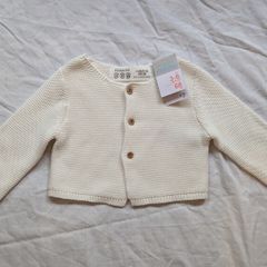 Baby cardigan ivory 3-6 months BNWT