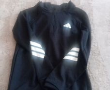 sports tops