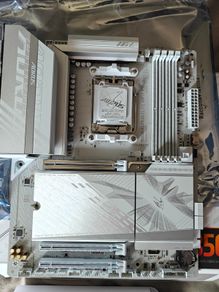 Gigabyte B850 Aorus Elite Wifi 7 Ice Am5.