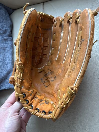 Rawlings Baseball Gloves x2