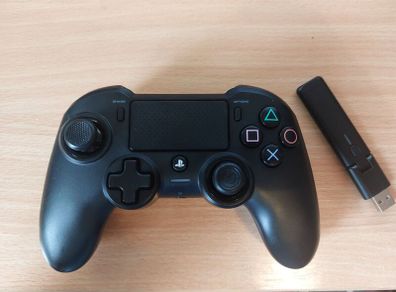 Wireless PS4 controller