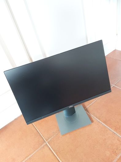 HP 22" Monitor